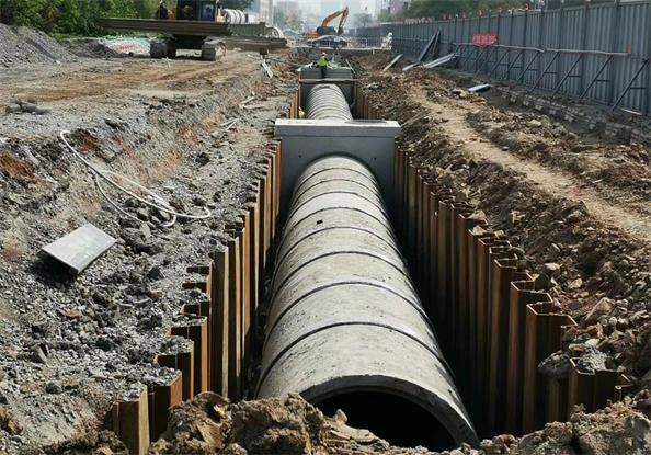 �Ժ��L��ˮ���