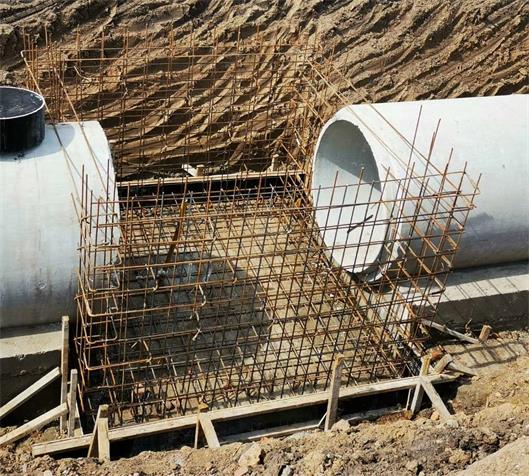 �Ժ��L��ˮ���