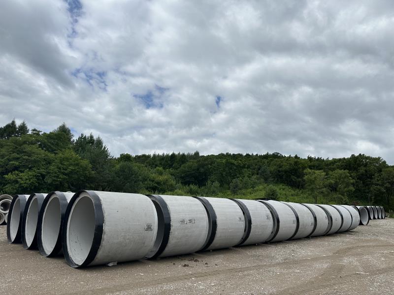 �Ժ��L��ˮ���